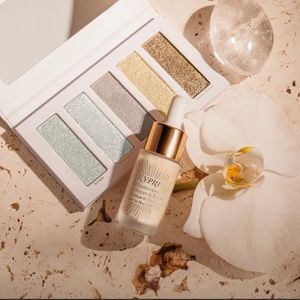 KYPRIS - Illuminating Eye Serum/Primer/Shimmer Palette NIB